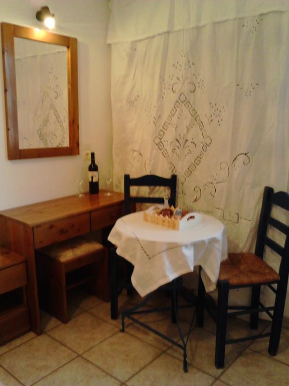 Karagiannaki Apartment Skala Sykamineas Cameră foto